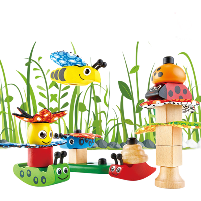 Custom European Style Pure Wooden Bee Toy for Early Childhood Development