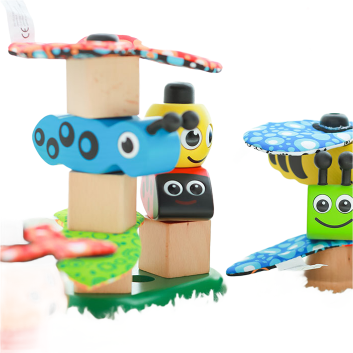 Custom European Style Pure Wooden Bee Toy for Early Childhood Development