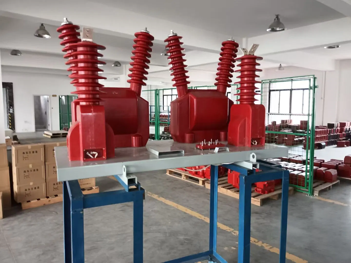 High Performance Vacuum Circuit Breaker for Power Distribution Systems 11kV-33kV