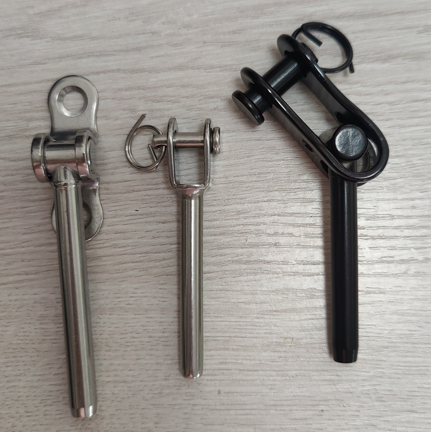 Corrosion-Resistant Cable Railing Components with Black/Silver Finish - Worldwide Shipping