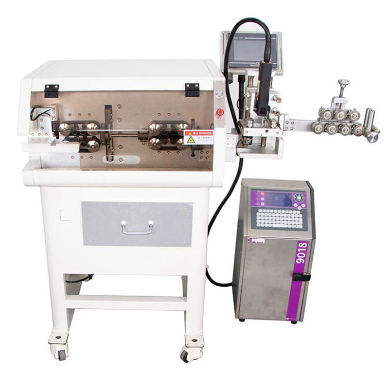 Fully Automatic High Speed Industrial Cable Cutting Stripping Machine with Robot Auto Collection for Wire Processing