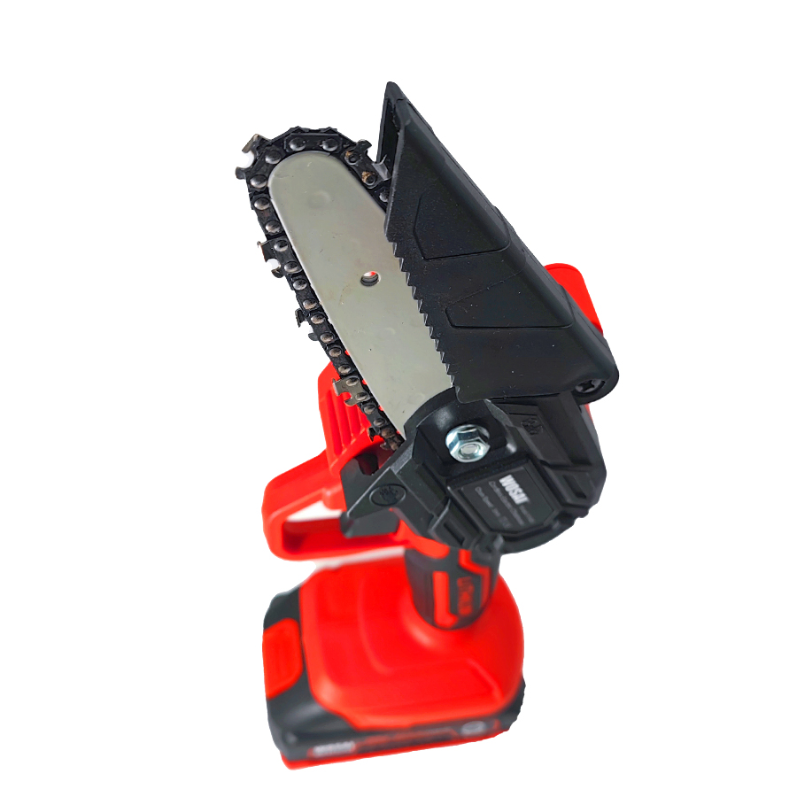 Custom Logo Electric Chainsaw 7004B with British/American/European Standard Charger