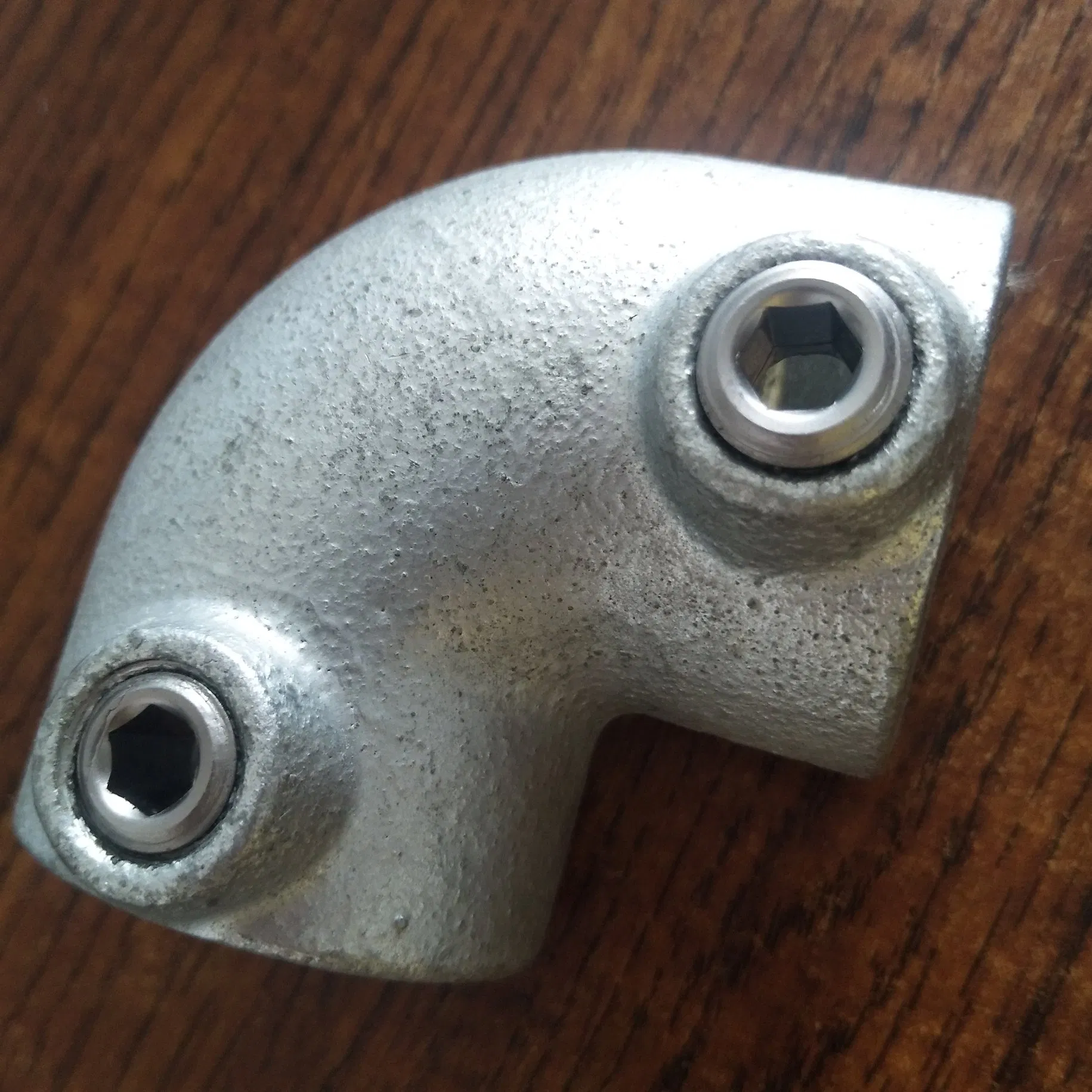 Durable Aluminum Key Clamp Pipe Fittings 1/2" to 2" Size Range for DIY Projects