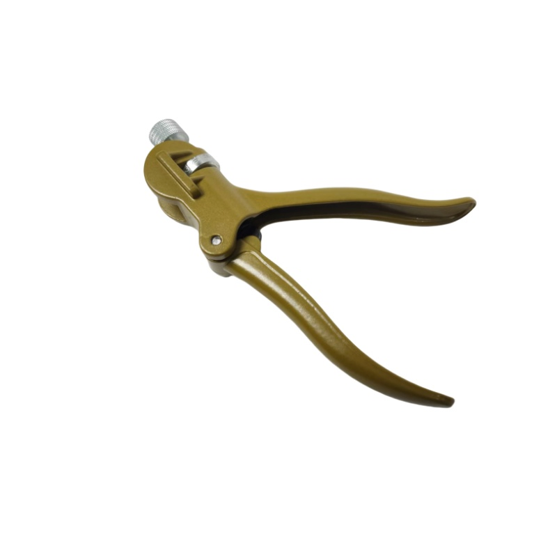 Professional Woodworking Saw Set Serrated Pliers - High Carbon Steel Alloy Tool for Precise Saw Blade Adjustment