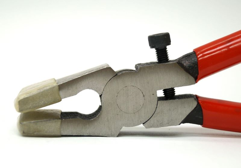 8 Inch Professional Glass Running Pliers with Serrated Jaws - Glass Breaker Tool for Precise Cutting