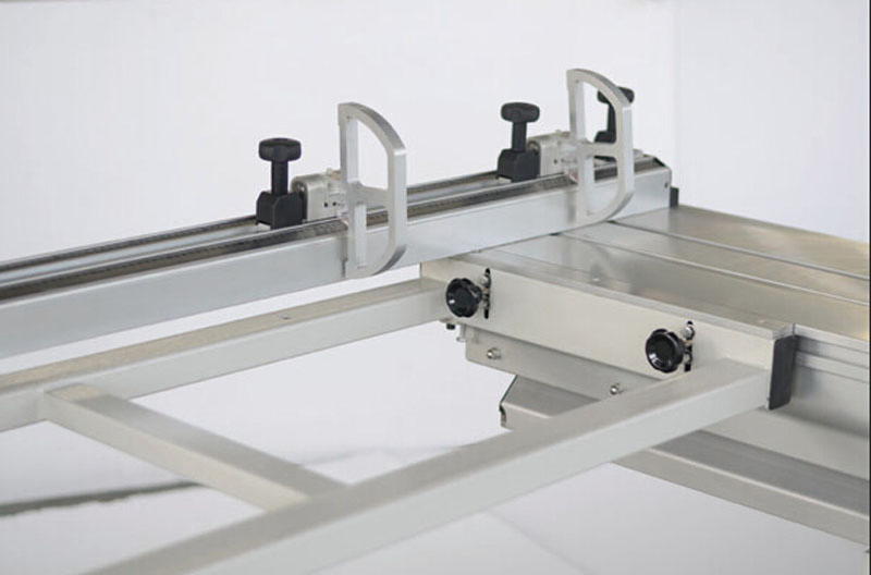 Heavy Duty Manual Control Panel Saw Machine with 1250mm Max Cutting Width