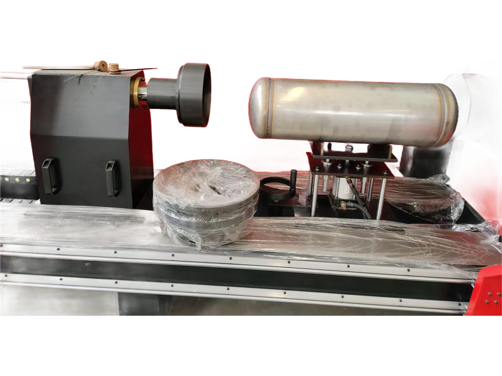 Industrial Circular Seam Welder with Dual Torches for Metal Pipes 40-400mm Diameter