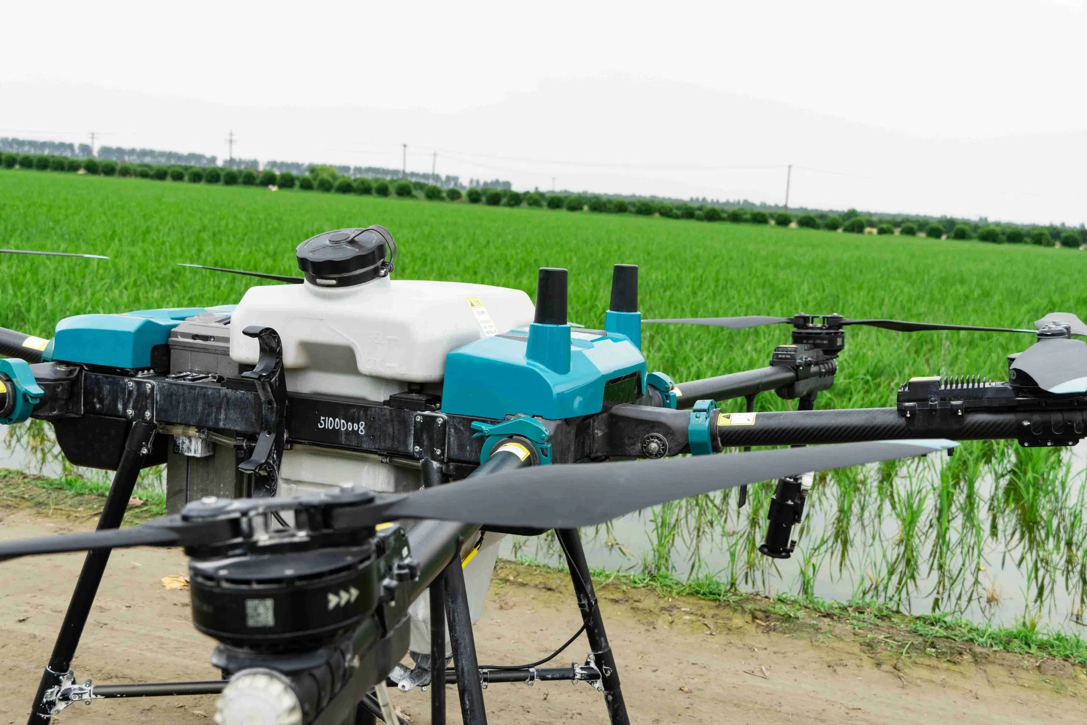 Customizable JT40 Agricultural Drone with 40L Medicine Tank and 300μm Atomization for Large Farms