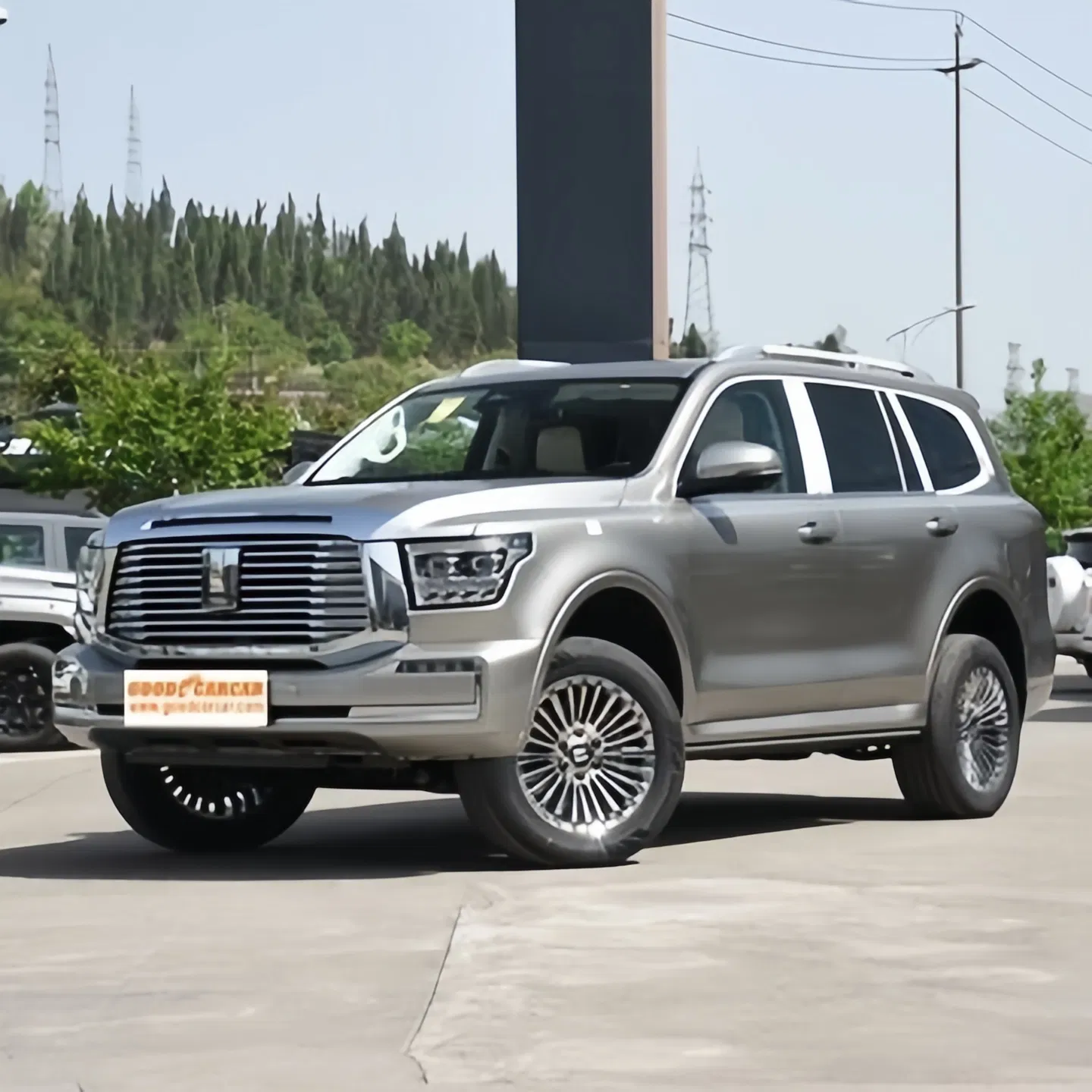 Custom Order TANK 500 Hi4T Plug-in Electric Hybrid Vehicle with ISO/TS16949 Certification
