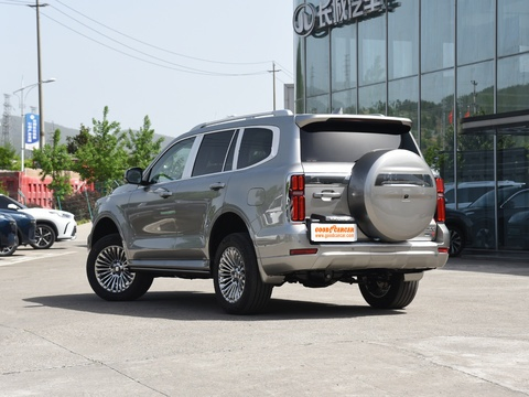 Custom Order TANK 500 Hi4T Plug-in Electric Hybrid Vehicle with ISO/TS16949 Certification