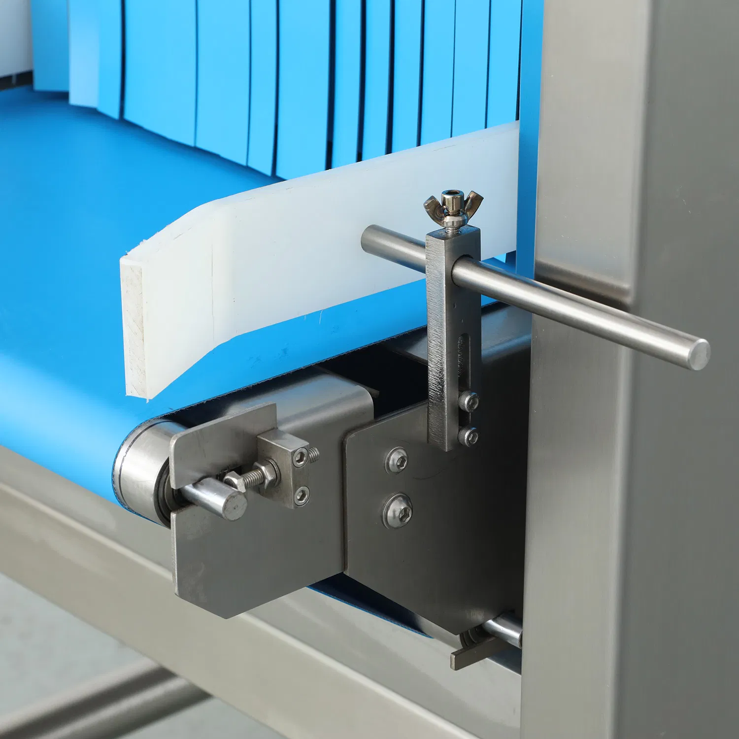 Industrial X-ray Foreign Body Detector MD-3015E for Food Safety Inspection with CE/ISO Certification