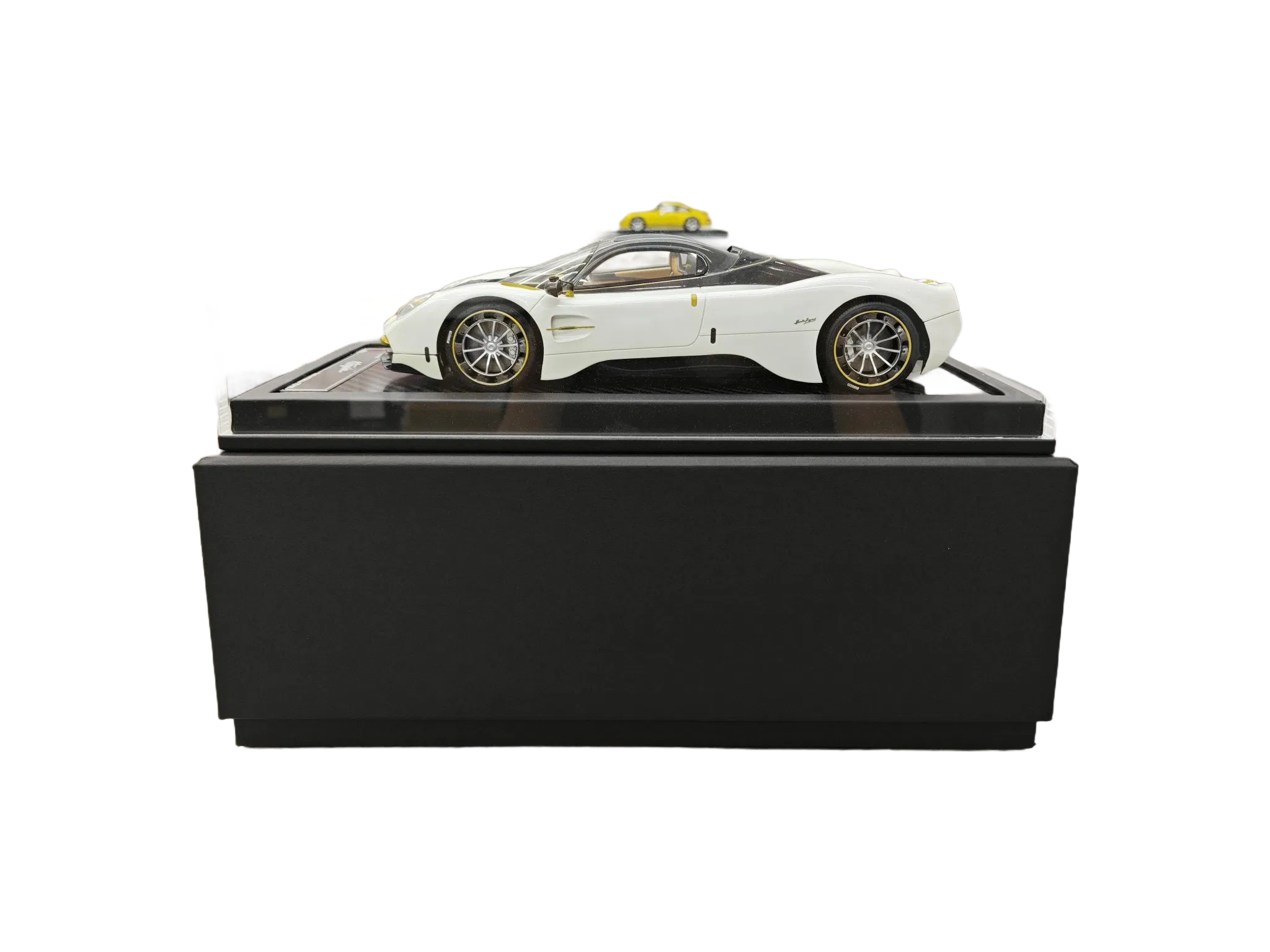 1/18 Pagani Utopia White Resin Car Model - High Precision Collectible Scale Model
