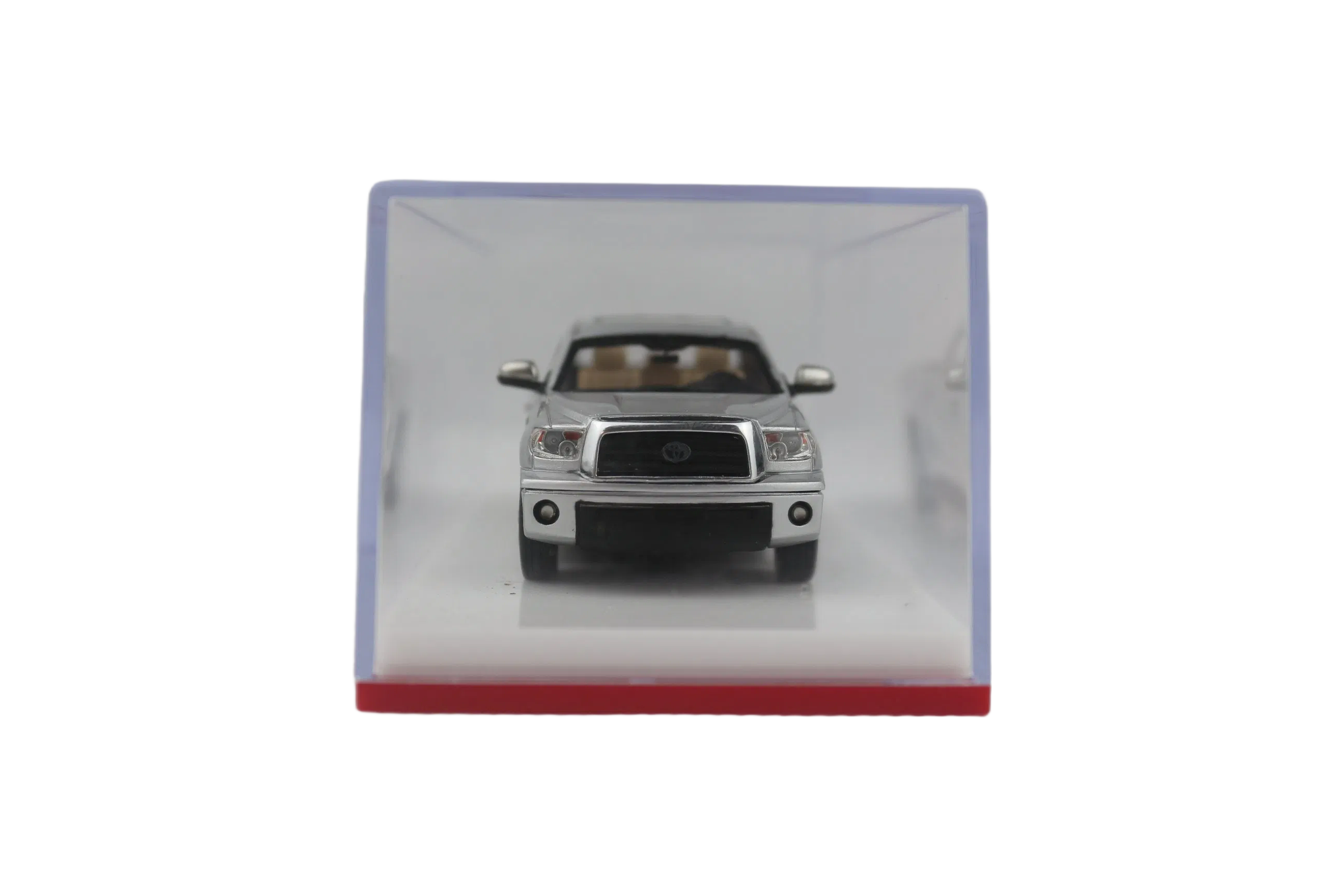 1:64 Resin Car Model Pickup Truck Scale Miniature Collectible for Home Decoration