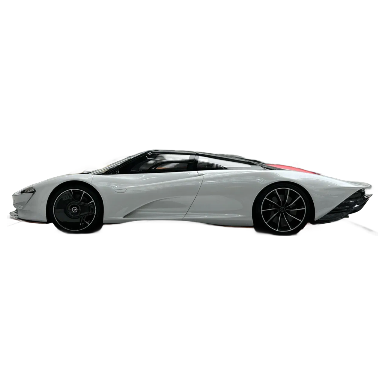 1/18 McLaren Speedtail Resin Car Model - Premium Collectible Handmade Replica