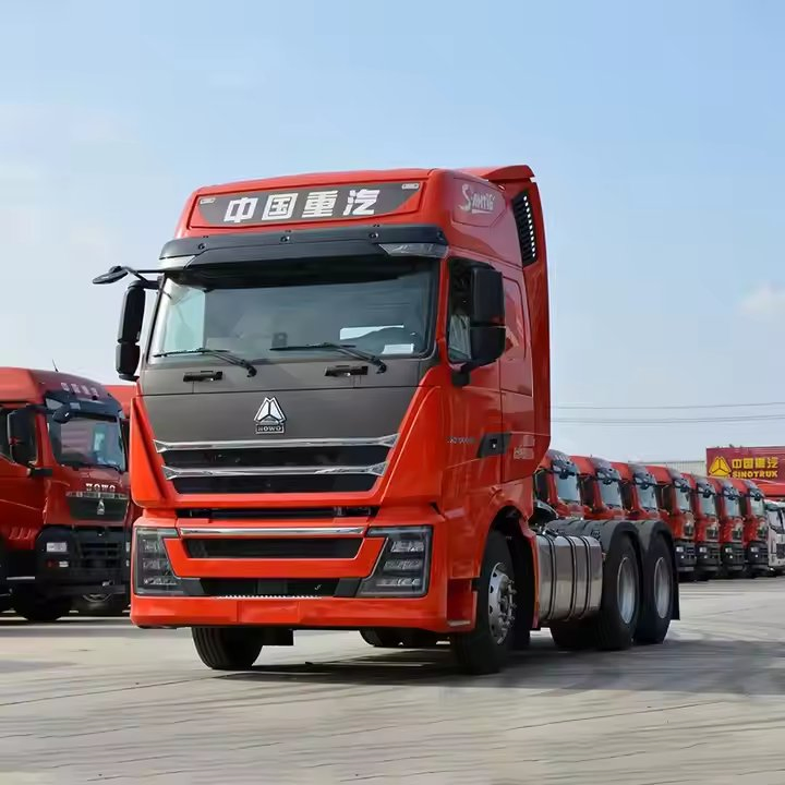 Factory Direct HOWO Tractor Unit with Flat Roof Cabin and Single Bedroom Configuration