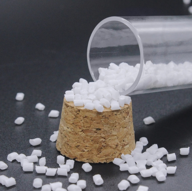 High-Quality Antistatic PP Plastic Particles for Industrial Turnover Boxes and Instrument Cases
