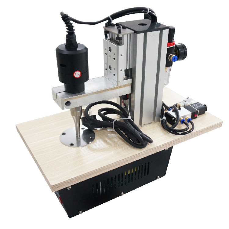 Automatic Single Spot Earloop Welding Machine for KN95 and Surgical Masks