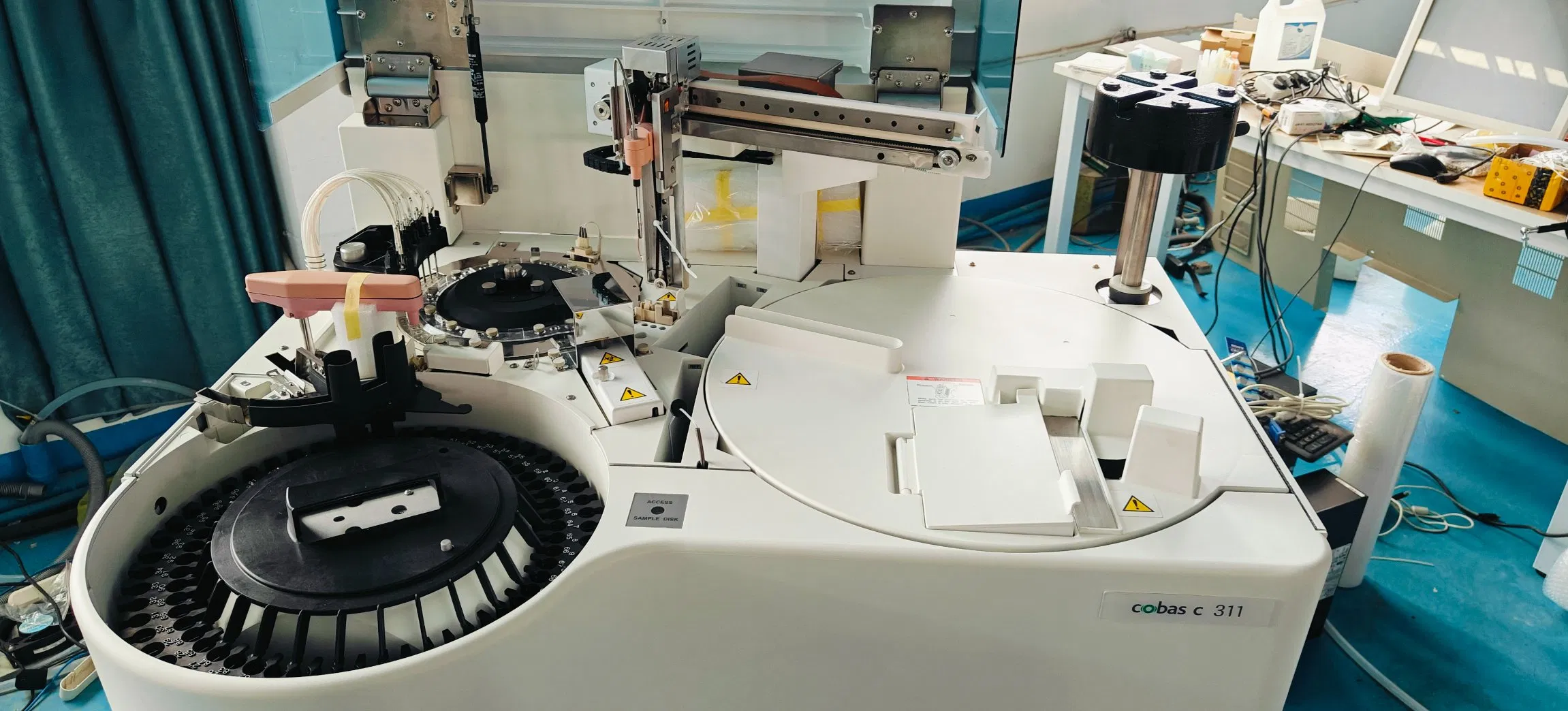 High Performance Cobas C311 Biochemical Analysis System with 100+ Test Items Capability