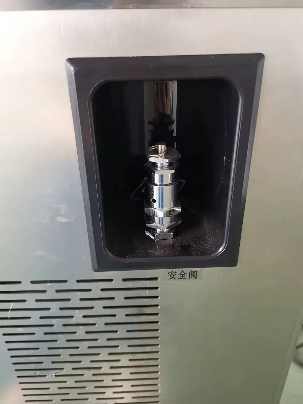 Stainless Steel Medical Autoclave | CE Certified Steam Sterilizer for Dental & CSSD