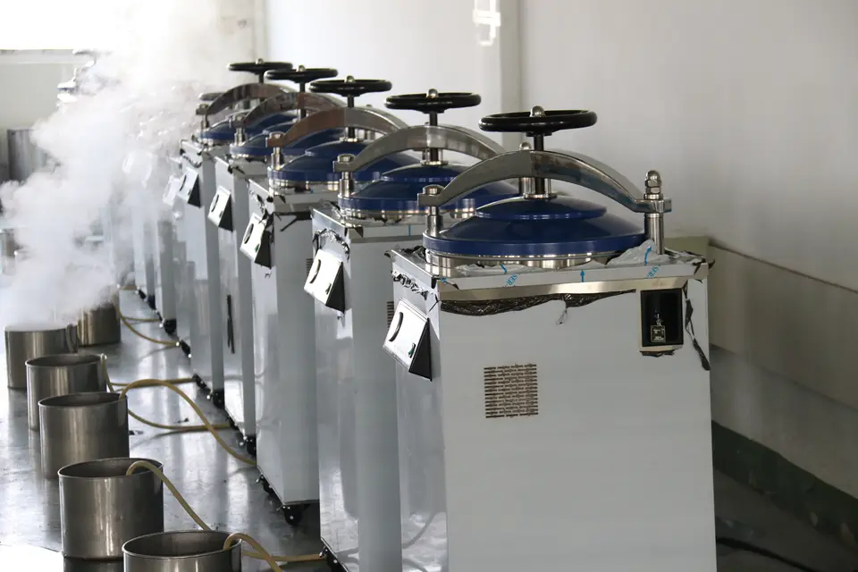 Vertical Steam Sterilizer for Hospital and Industrial Use - High-Efficiency Autoclave Equipment