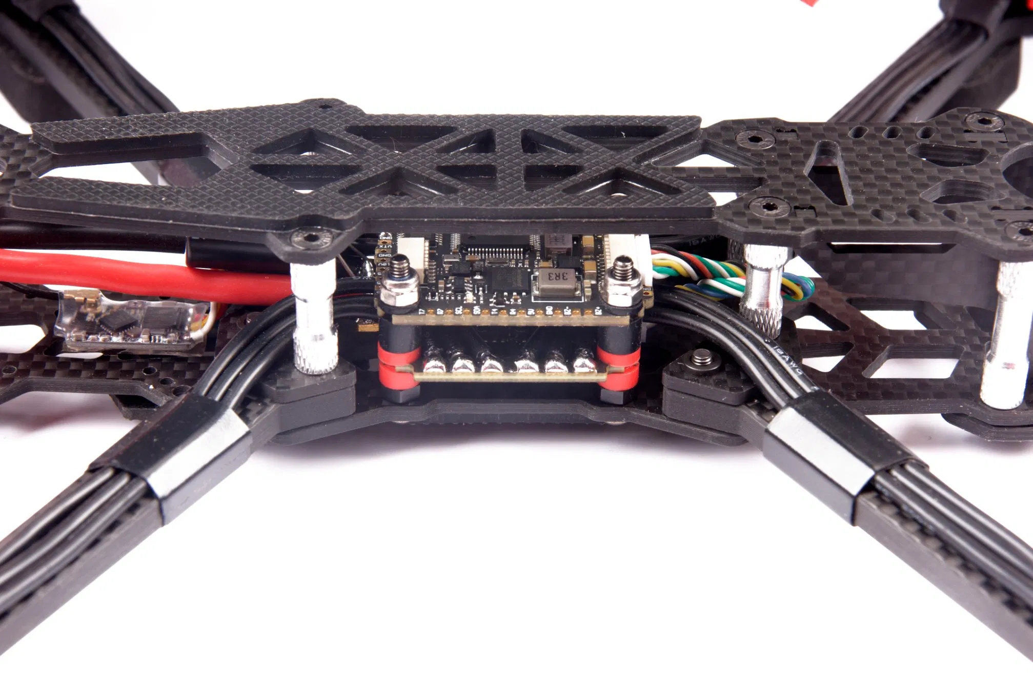 Senchtec 7 Inch FPV Racing Drone with 3-4kg Thrust and 140km/h Speed for Professional Aerial Photography