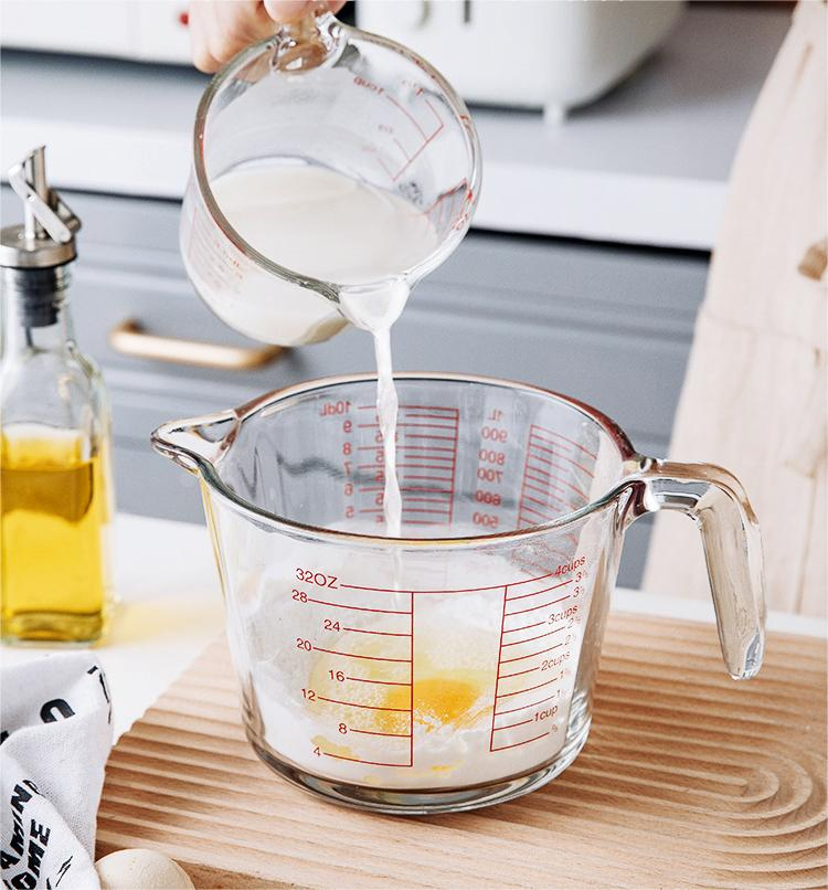 High-Quality Glass Measuring Cup for Baking and Cooking - Oven Safe Kitchen Measuring Tool
