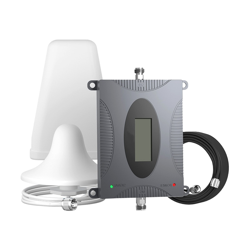 High Performance Wireless Repeater with Smart Chip and Optical Fiber Transmission Medium
