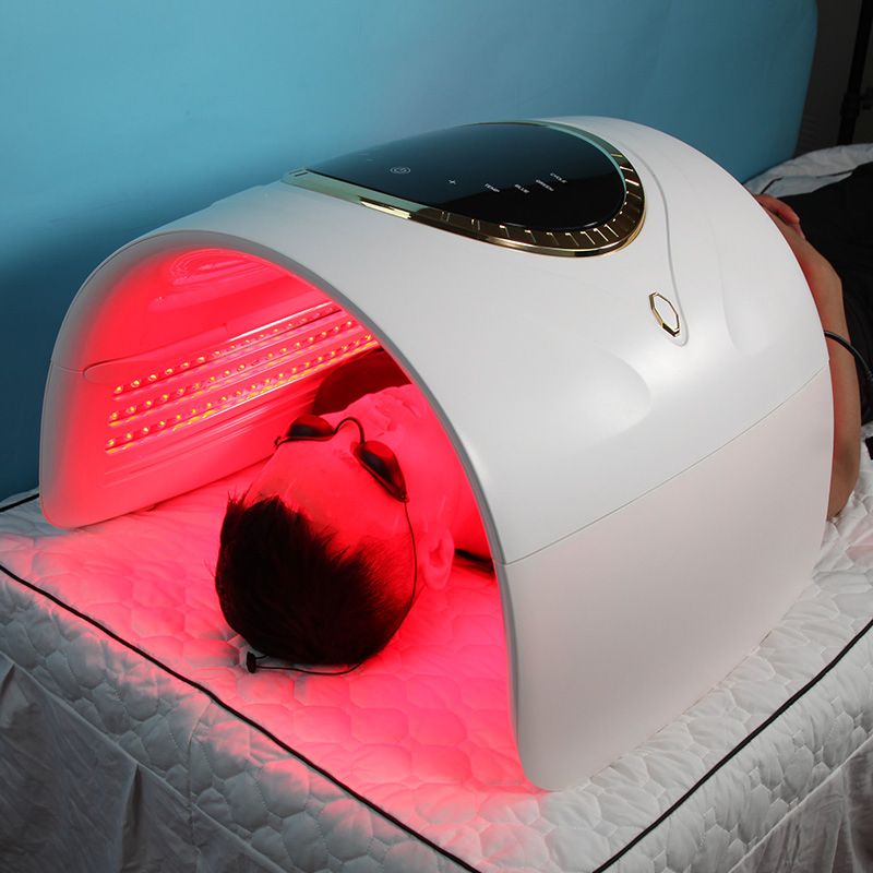 Professional 4-Color LED Light Therapy Lamp with 630nm 660nm 810nm 830nm Wavelengths for Skin Rejuvenation