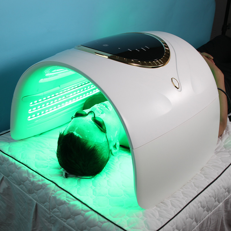 Professional 4-Color LED Light Therapy Lamp with 630nm 660nm 810nm 830nm Wavelengths for Skin Rejuvenation