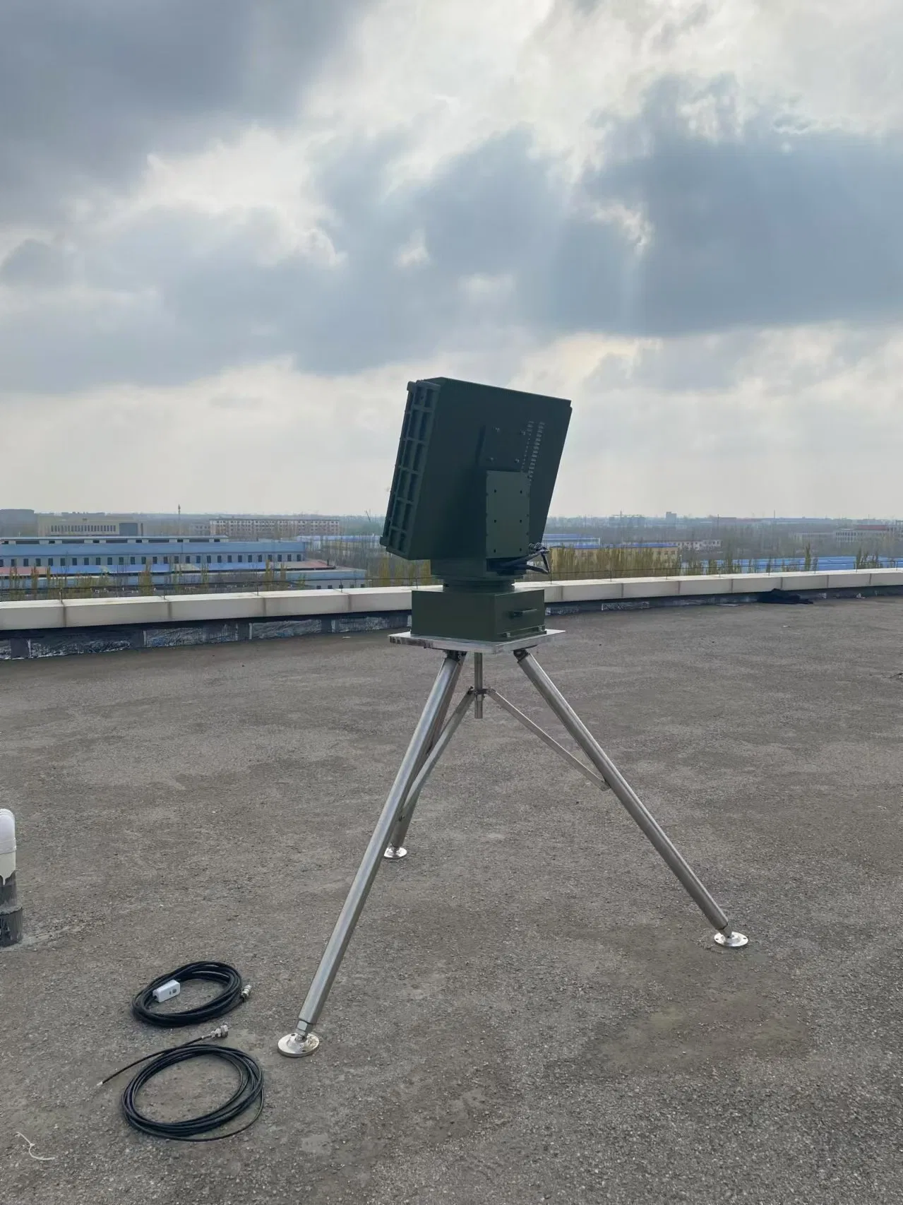 Patented Wideband Jamming Tech 300-6200MHz 10km Surveillance Radar Jammer, CE FCC Licensed OEM ODM Factory