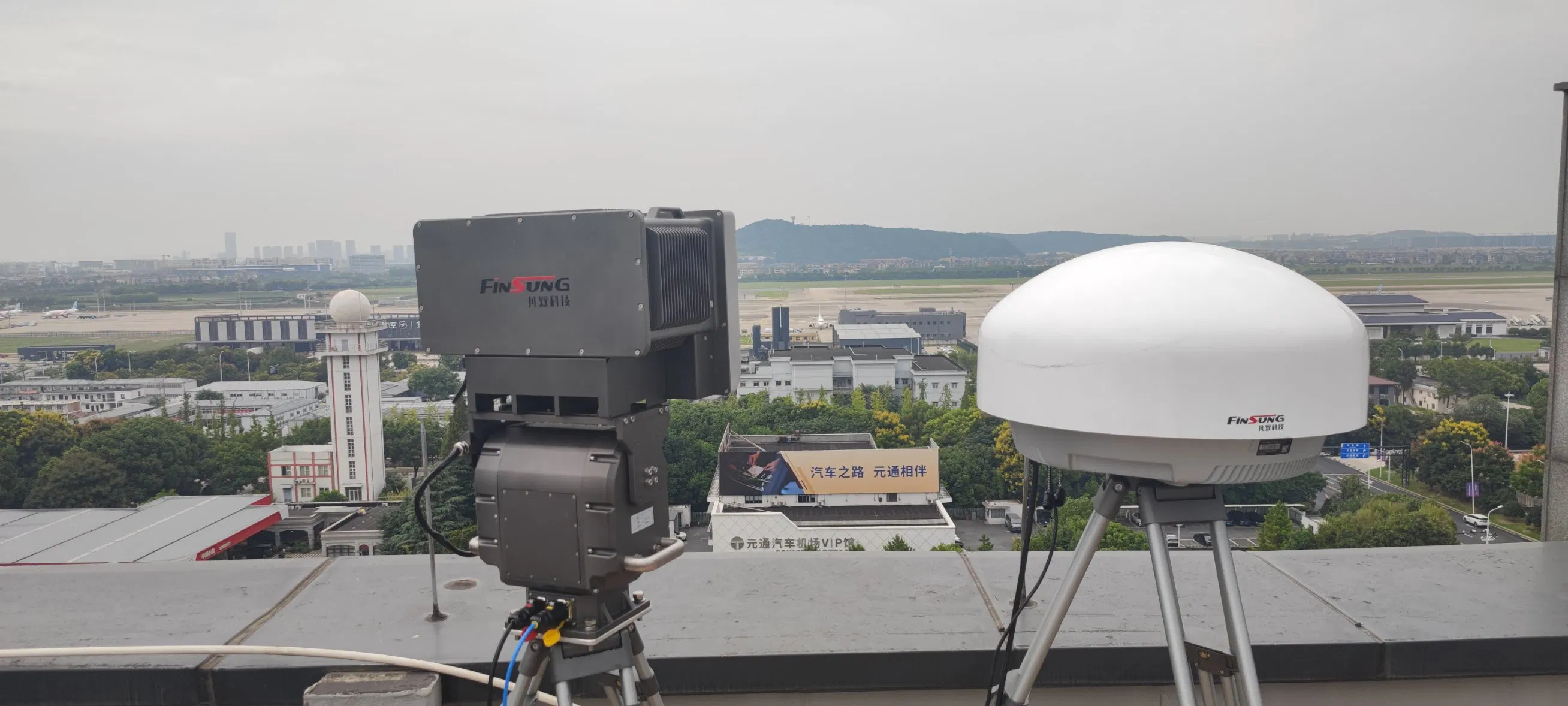 <30kg Full Frequency Anti-Drone Jammer – IP66 710*470*300mm, CE Certified, OEM MOQ 1pc