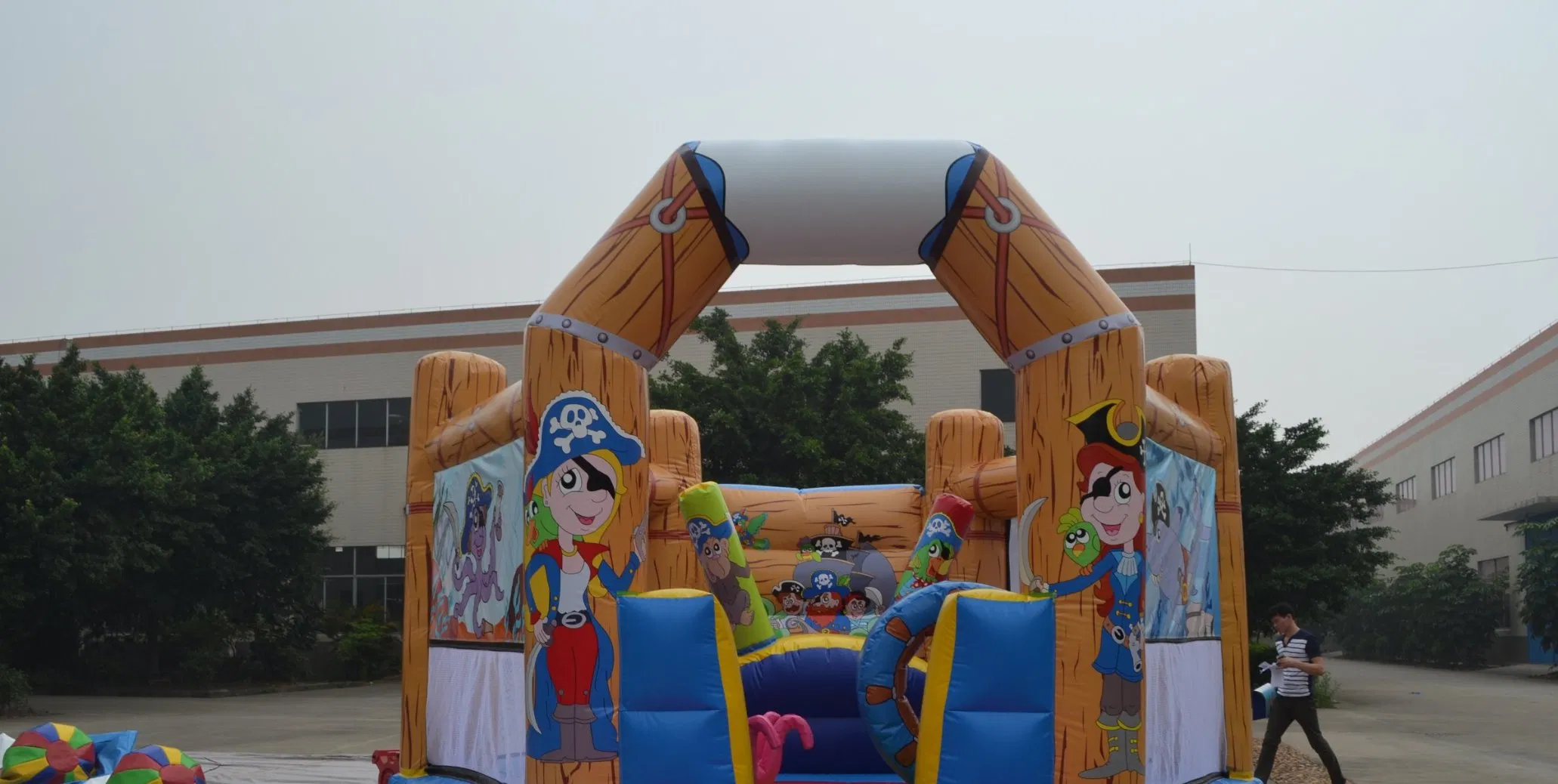 5X5X4m Cartoon Inflatable Jumping Bouncer for Amusement Parks – EN71 CE, OEM Available, Low MOQ
